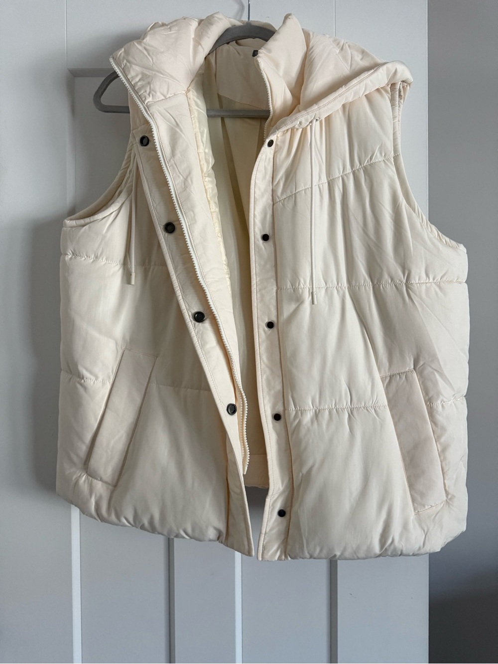 Talbots Cream Puffer Vest with Hood